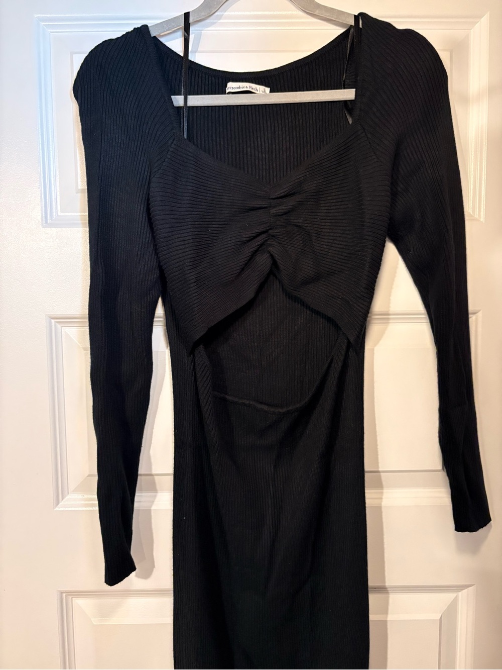 Abercrombie & Fitch Black Long-Sleeve Cutout Bodycon Dress